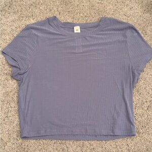 ALO Yoga Lavender Short Sleeve Tee